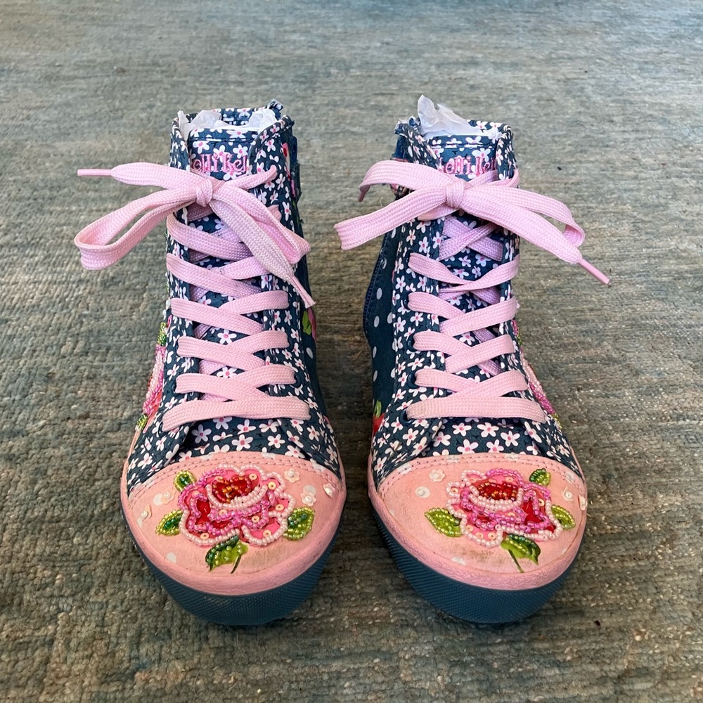 Back to School Lelli Kelly Sneakers